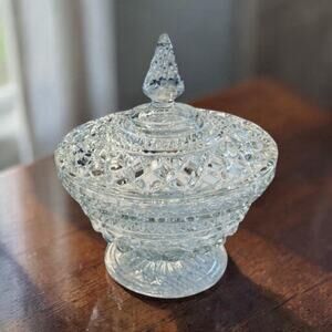 VTG Anchor Hocking Wexford Dish Pressed Glass Diamond Cut Pattern Footed W/Lid